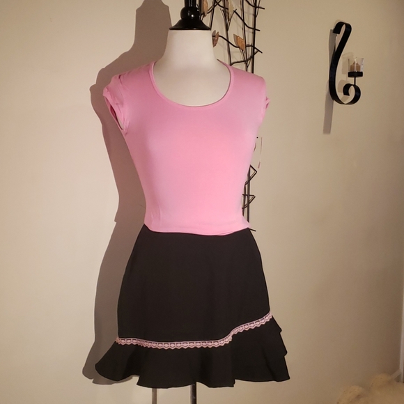Top with Skirt - Picture 2 of 16